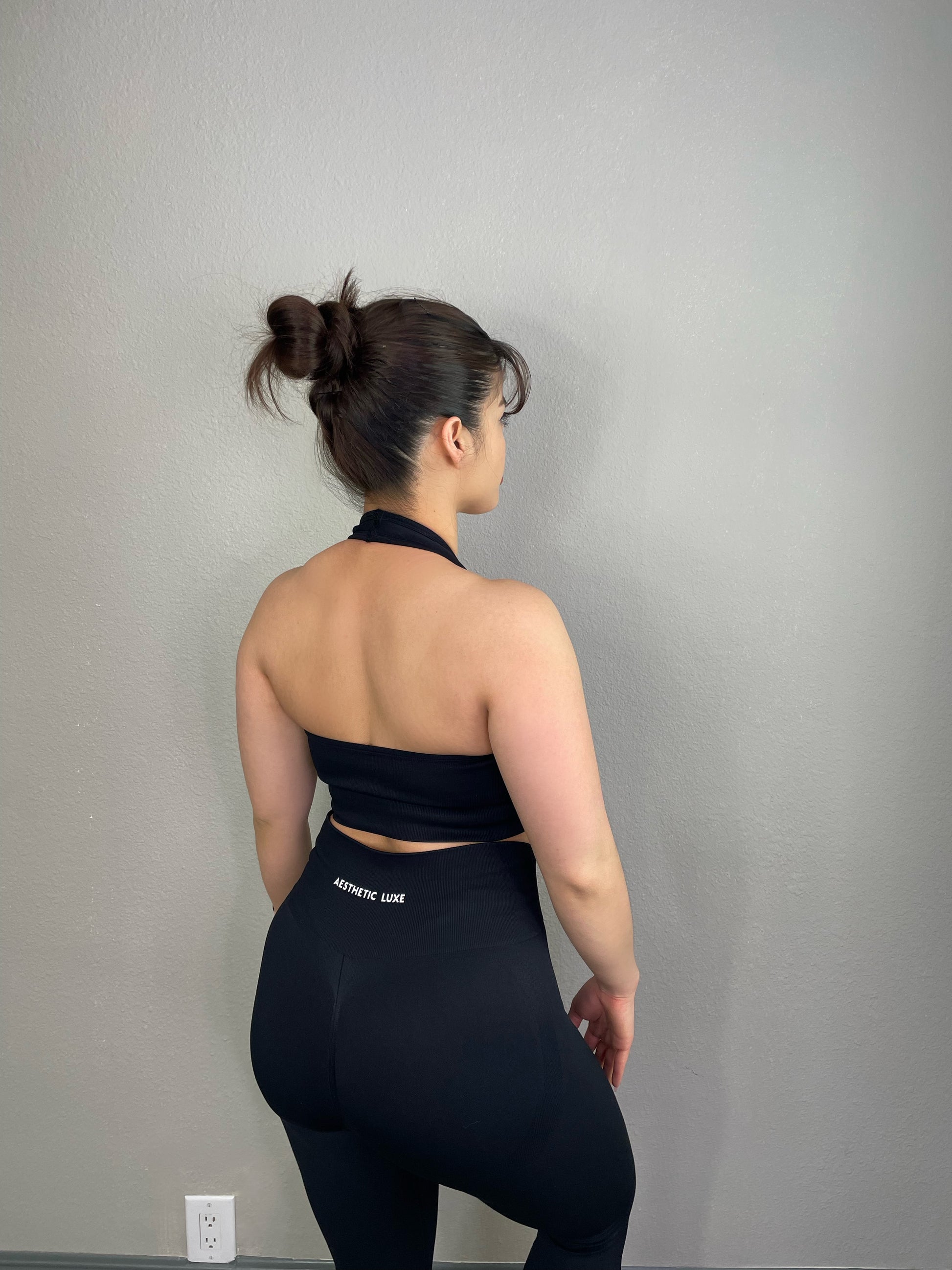 Luxe Black Scrunch Butt Leggings